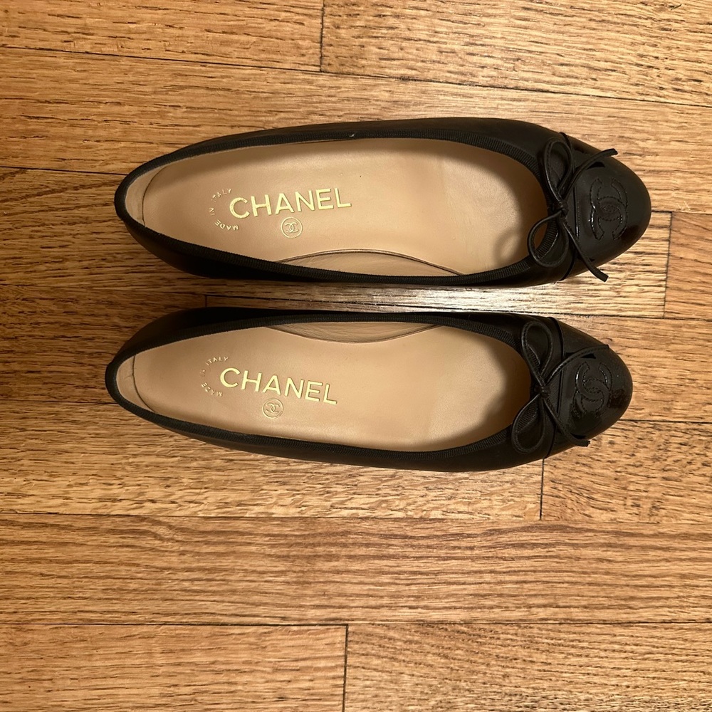 COPY - Chanel Black Flats 7.5